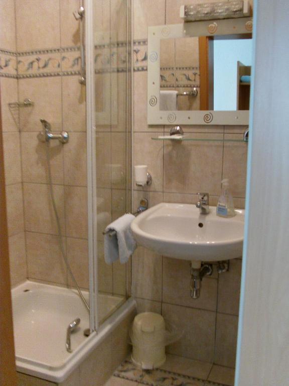 Hotel Martinsklause Meckesheim Szoba fotó